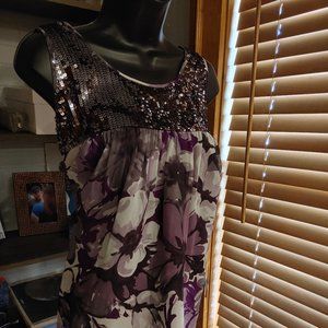.NWT - Karen Kane Floral and Sequin Tank